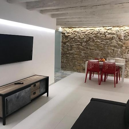 Il Vicoletto Luxury Apartments Аугуста Экстерьер фото